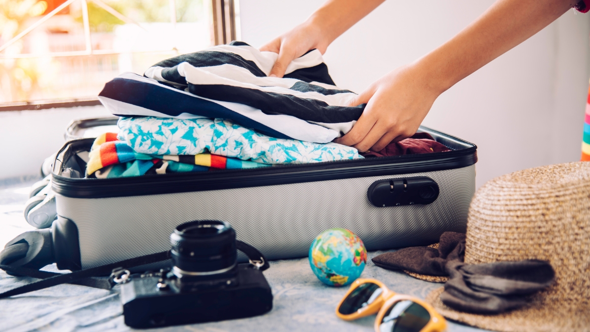 What to Pack in Your Travel Bag (& Do the Same Every time)